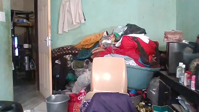 Nicky52 online show from 10/29/25, 05:50