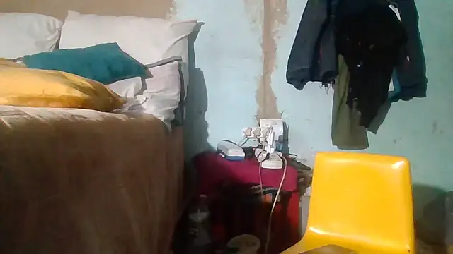 Nicky52 online show from 10/15/25, 03:42