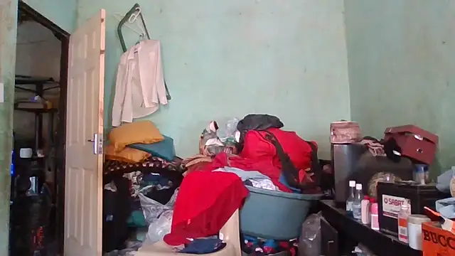 Nicky52 online show from 10/31/25, 06:10