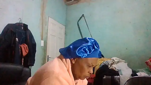 Snapshot of Nicky52 chatting on 05/24/26, 03:50 Nicky52 online show from 05/24/26, 03:50