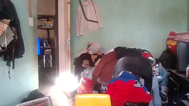 Nicky52 online show from 11/20/25, 04:57