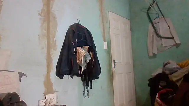 Nicky52 online show from 11/20/25, 05:46