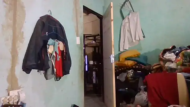 Nicky52 online show from 10/31/25, 06:15