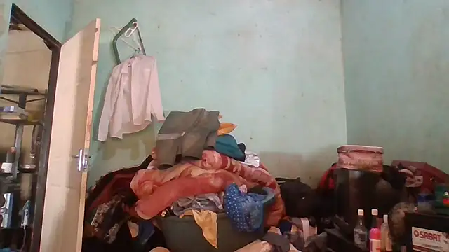 Nicky52 online show from 10/21/25, 04:56