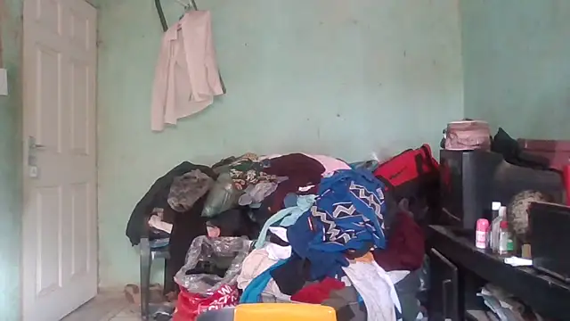 Nicky52 online show from 10/13/25, 05:20