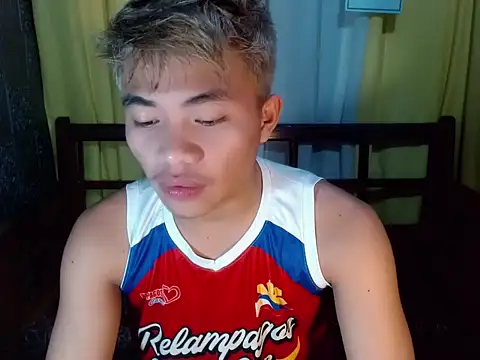 mostwantedtwink online show from 04/22/26, 08:48