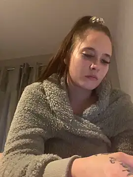 LollyLove  online show from 12/05/25, 09:12