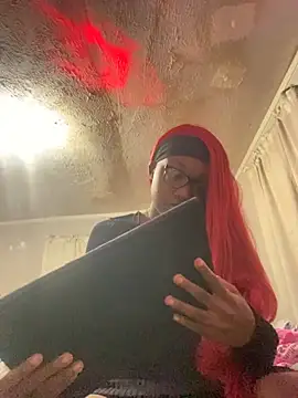 HennessyBaby21 online show from 02/15/26, 05:08