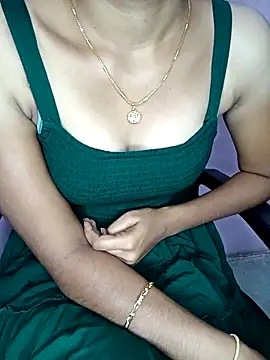 Snapshot of Nidhi_lovely chatting on 09/18/25, 02:25 Nidhi lovely online show from 09/18/25, 02:25
