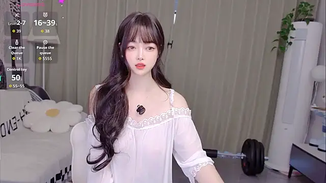 uikyy1 online show from 04/18/26, 07:11