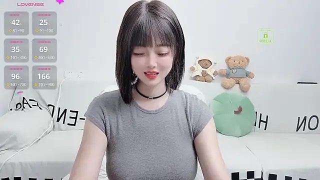 Snapshot of uikyy1 chatting on 09/17/25, 05:59 uikyy1 online show from 09/17/25, 05:59