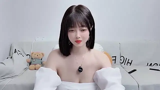 uikyy1 online show from 10/25/25, 07:29