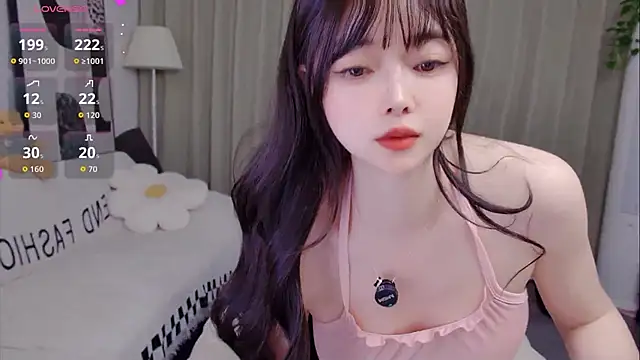 uikyy1 online show from 04/06/26, 07:31