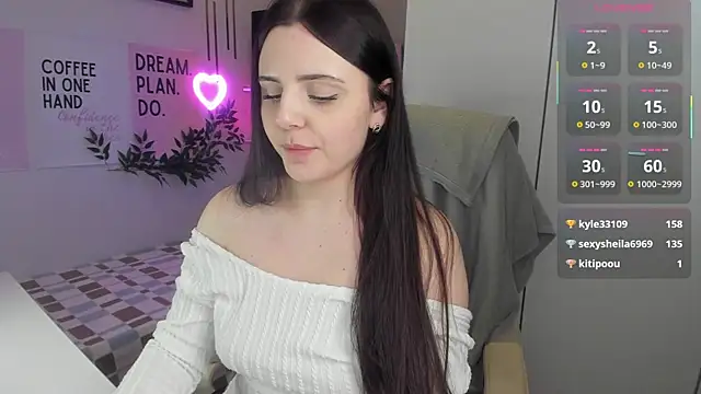 LiaWoow online show from 01/05/26, 05:27