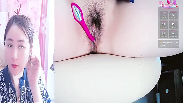 Snapshot of GUO168 chatting on 03/17/26, 12:35 GUO168 online show from 03/17/26, 12:35