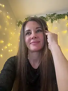 LucieMack online show from 03/25/26, 07:46