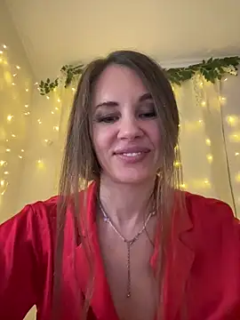 Snapshot of LucieMack chatting on 03/01/26, 07:25 LucieMack online show from 03/01/26, 07:25