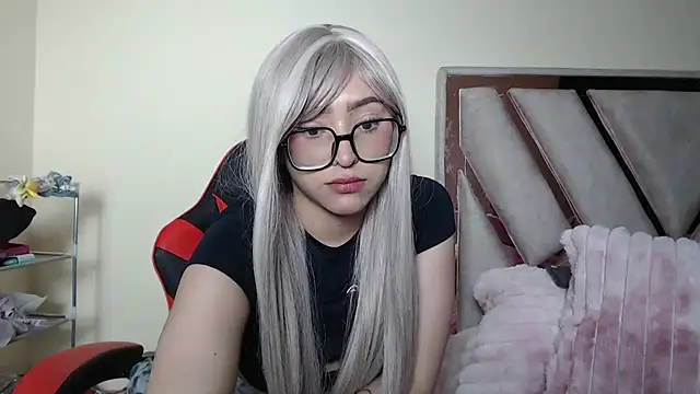 Snapshot of Arianna_fairy chatting on 02/06/26, 02:02 Arianna fairy online show from 02/06/26, 02:02