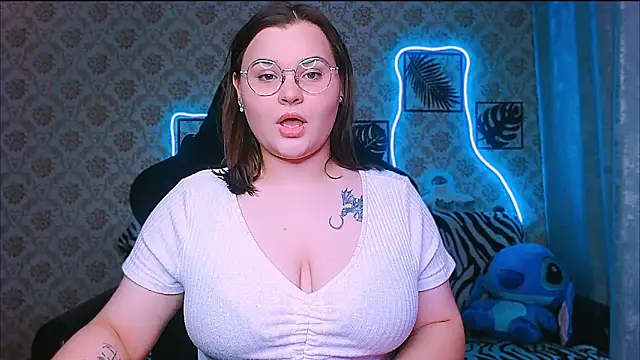 InLoveWithLife26 online show from 11/25/25, 08:36