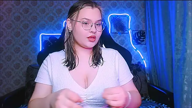 InLoveWithLife26 online show from 04/01/26, 08:06