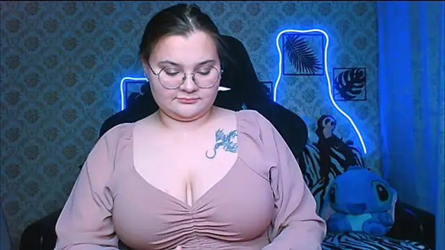 InLoveWithLife26 online show from 10/10/25, 07:25