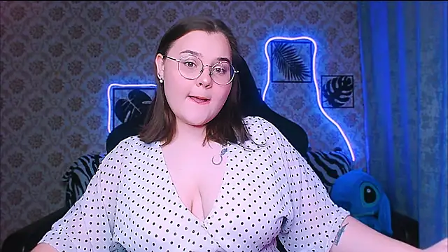 InLoveWithLife26 online show from 11/11/25, 08:14