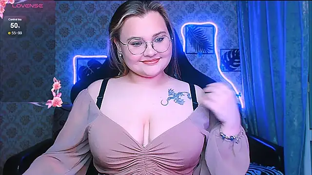 InLoveWithLife26 online show from 05/27/26, 08:05