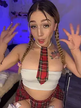 Sara Sophia420 online show from 04/24/26, 06:37