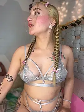 Sara Sophia420 online show from 05/10/26, 12:09