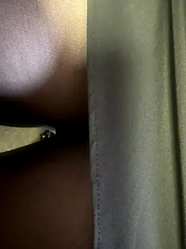 HiddenHoneyLDN online show from 11/13/25, 11:58