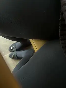 HiddenHoneyLDN online show from 10/01/25, 07:13