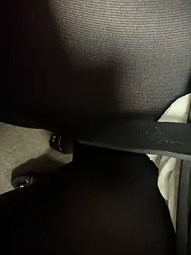 HiddenHoneyLDN online show from 11/27/25, 10:16