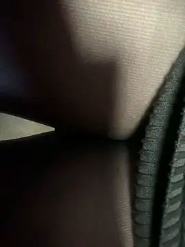 HiddenHoneyLDN online show from 12/03/25, 09:31