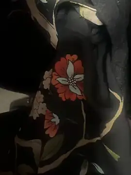 HiddenHoneyLDN online show from 12/17/25, 11:04