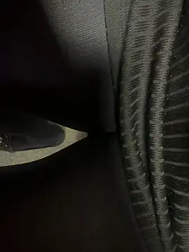 HiddenHoneyLDN online show from 09/26/25, 09:38