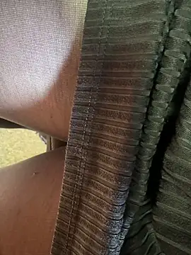 HiddenHoneyLDN online show from 11/25/25, 10:26