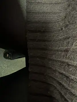 HiddenHoneyLDN online show from 10/29/25, 09:30