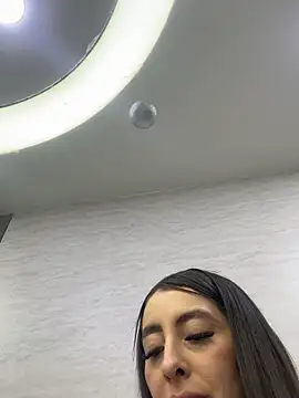 Savannah Monroe online show from 12/20/25, 09:17