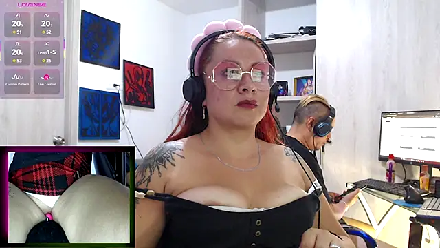 leidydi223 online show from 10/18/25, 01:29