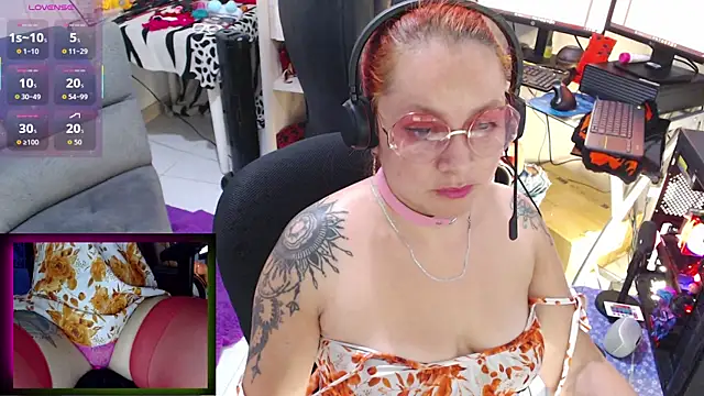 leidydi223 online show from 10/16/25, 01:25