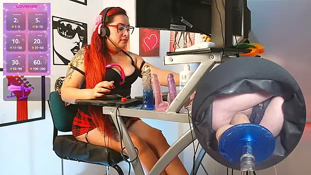 leidydi223 online show from 03/12/26, 02:39