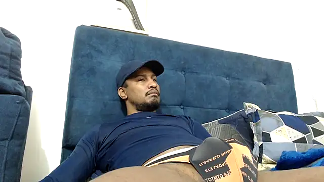 ElCaballeroNegro24 online show from 04/05/26, 07:20