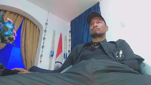 ElCaballeroNegro24 online show from 02/13/26, 01:49