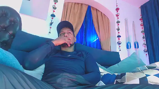 ElCaballeroNegro24 online show from 02/19/26, 03:09