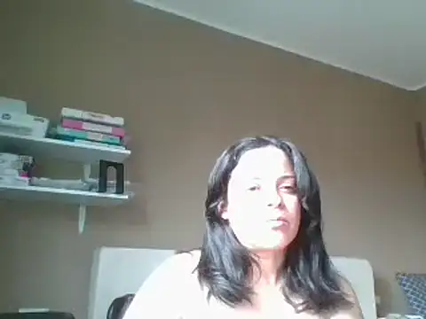 ITALIANASISIXX online show from 04/14/26, 06:51