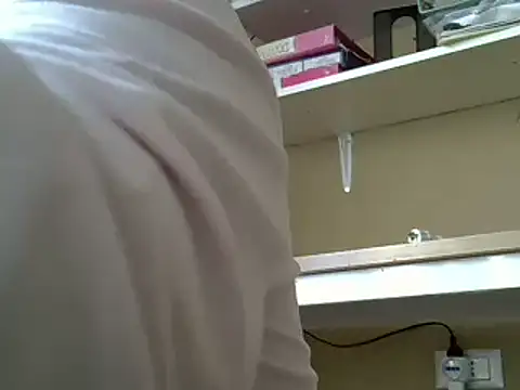 ITALIANASISIXX online show from 11/13/25, 09:24