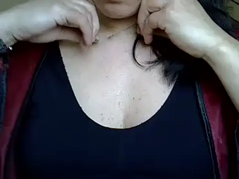 ITALIANASISIXX online show from 03/24/26, 09:53