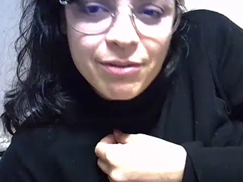 ITALIANASISIXX online show from 12/21/25, 07:48