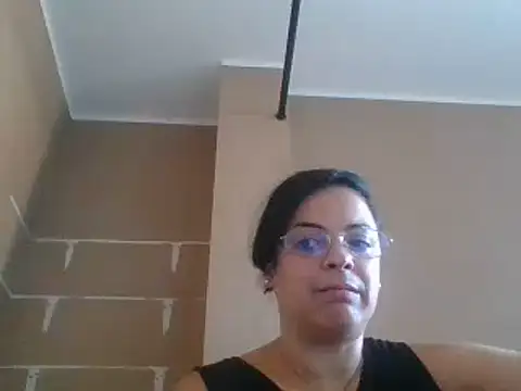 Snapshot of ITALIANASISIXX chatting on 07/05/26, 07:37 ITALIANASISIXX online show from 07/05/26, 07:37