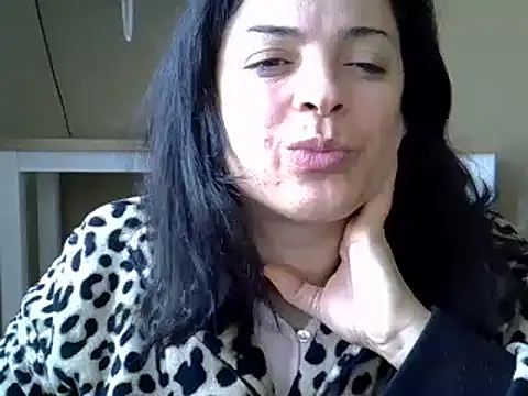 ITALIANASISIXX online show from 11/10/25, 10:09